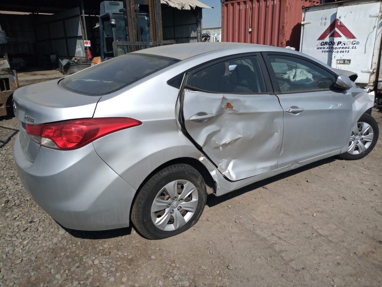  Hyundai ELANTRA 2012    EN DESARME